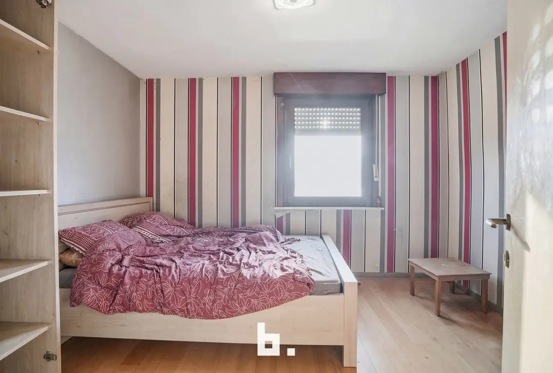 Centraal gelegen woning met zonnige tuin in het centrum-Wervik-€99.000