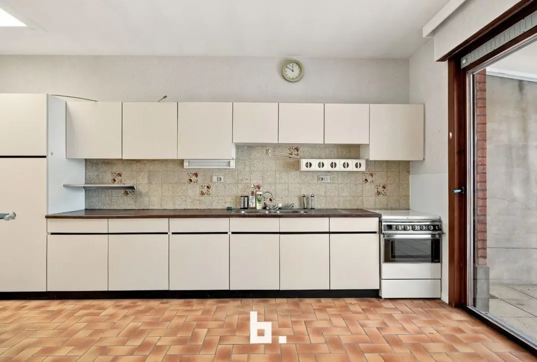 Ruime stadswoning met potentieel  ***TOPPER*** - Roeselare