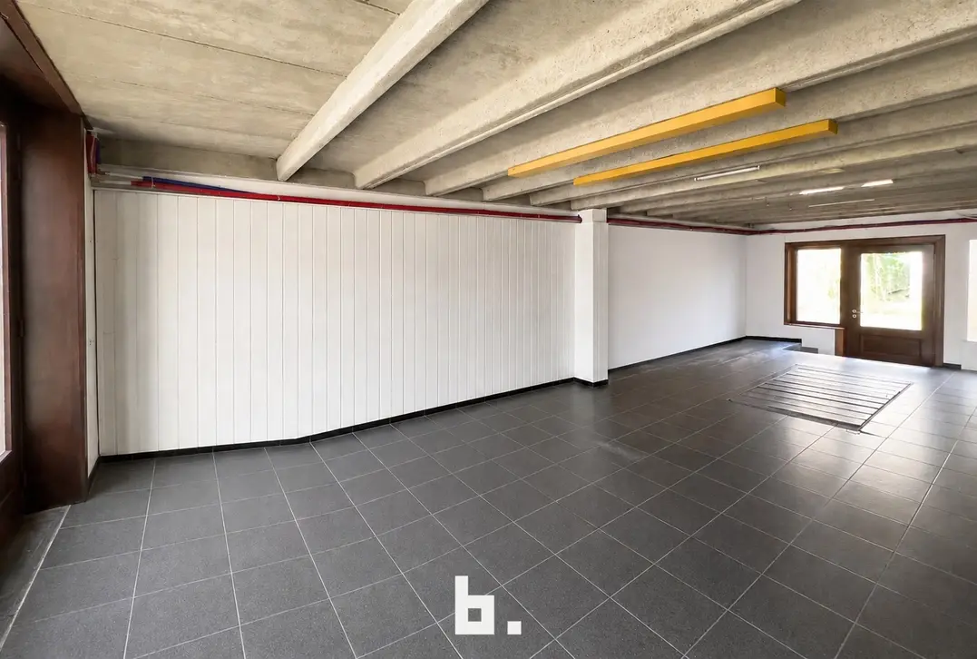 Woning 4 slaapkamers met zonnige ruilme tuin - Oostende