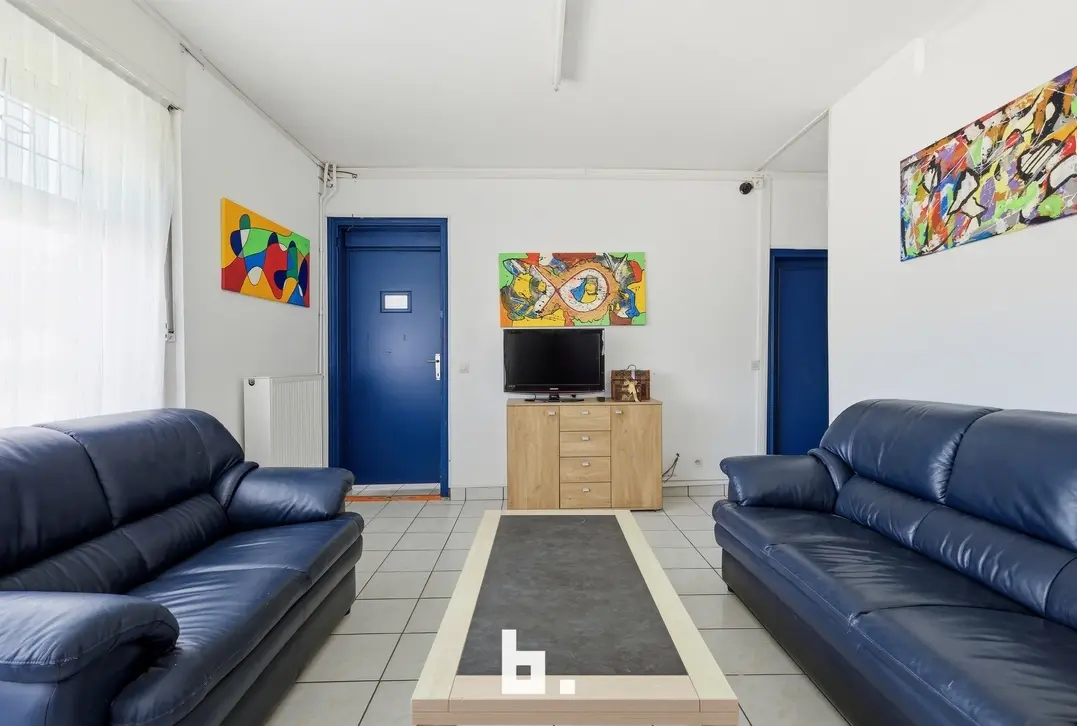 Ruime woning met veel potentieel op centrale ligging in Dadizele - Moorslede