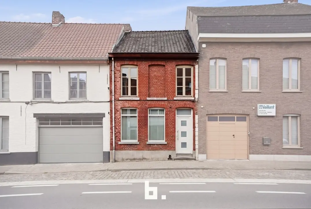 Instapklare charmante woning op centrale ligging - Menen