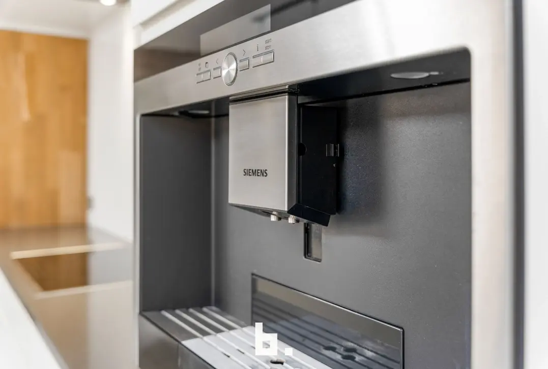 Prachtige gerenoveerde energiezuinige woning op een steenworp van de historische binnenstad! - Brugge