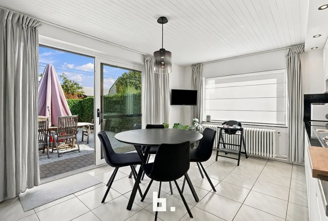 Pittoreske instapklare woning tussen de velden - Lendelede