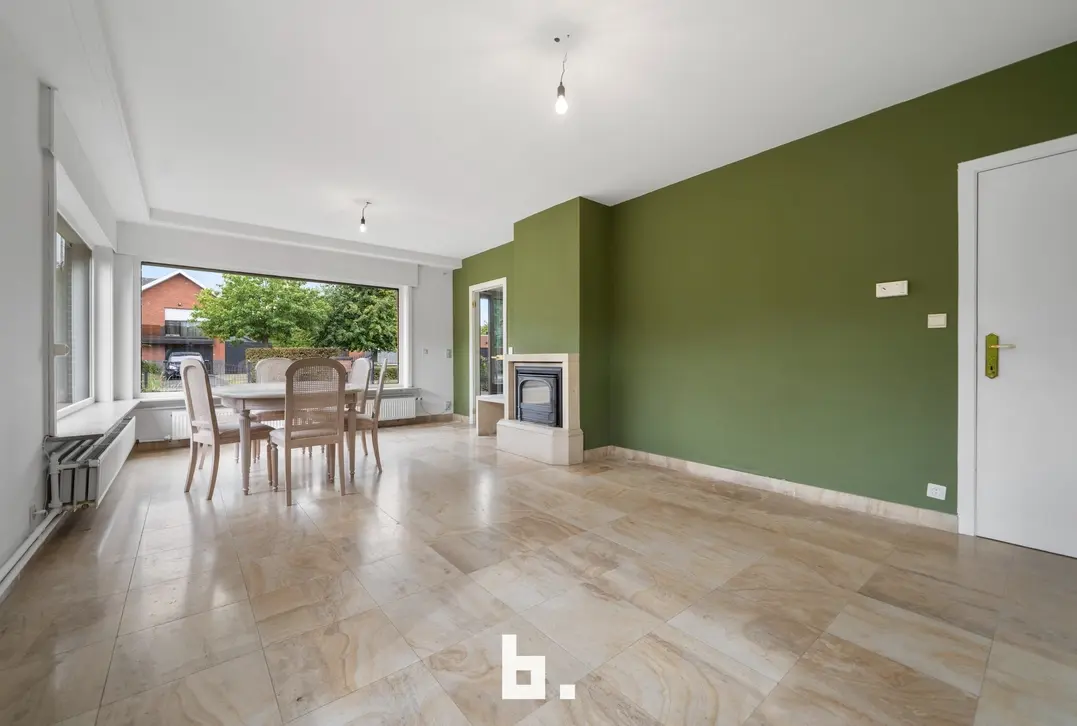 Te renoveren bungalow op schitterende ligging - Loppem