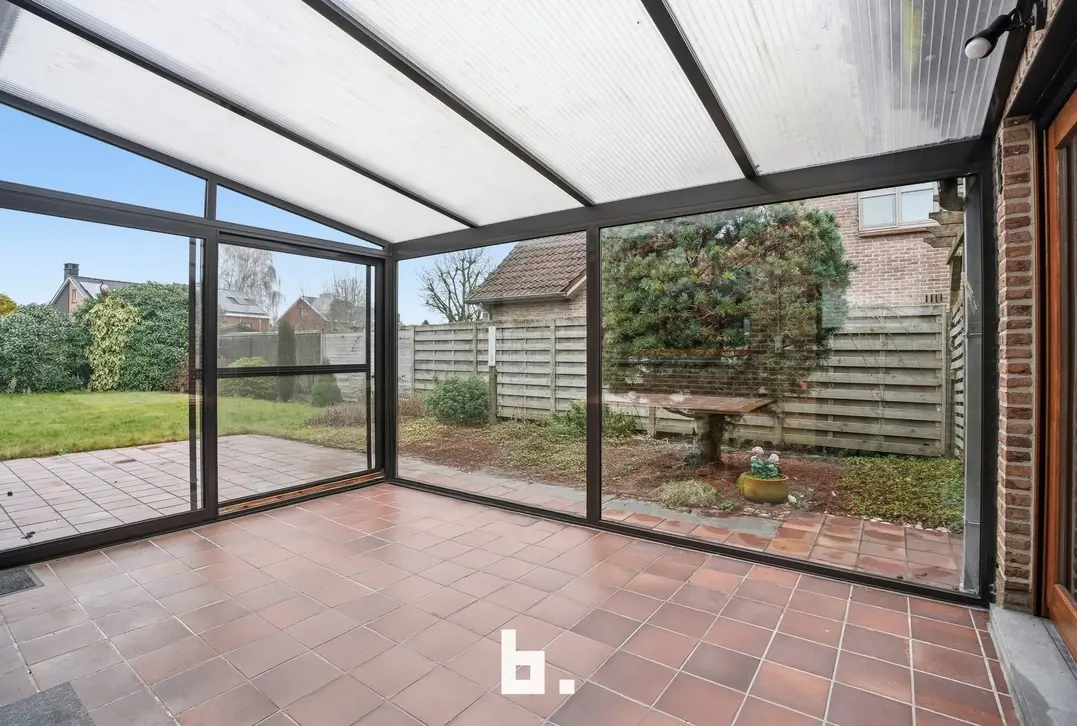 Ruime en instapklare bungalow met 3 slaapkamers op een perceel van 844 m²! - Roeselare