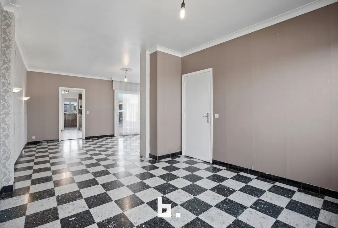 Charmante halfopen woning met tuin en carport in rustige straat-0 Kortrijk-€235.000