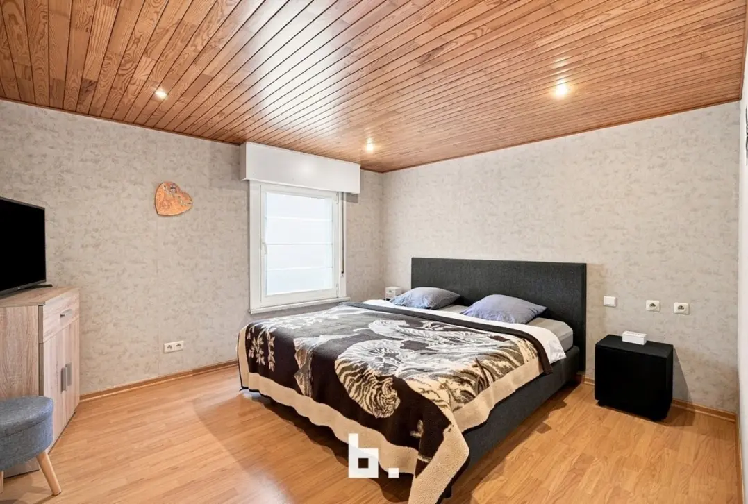 Instapklare woning met 4 slaapkamers in Roeselare!  - Roeselare