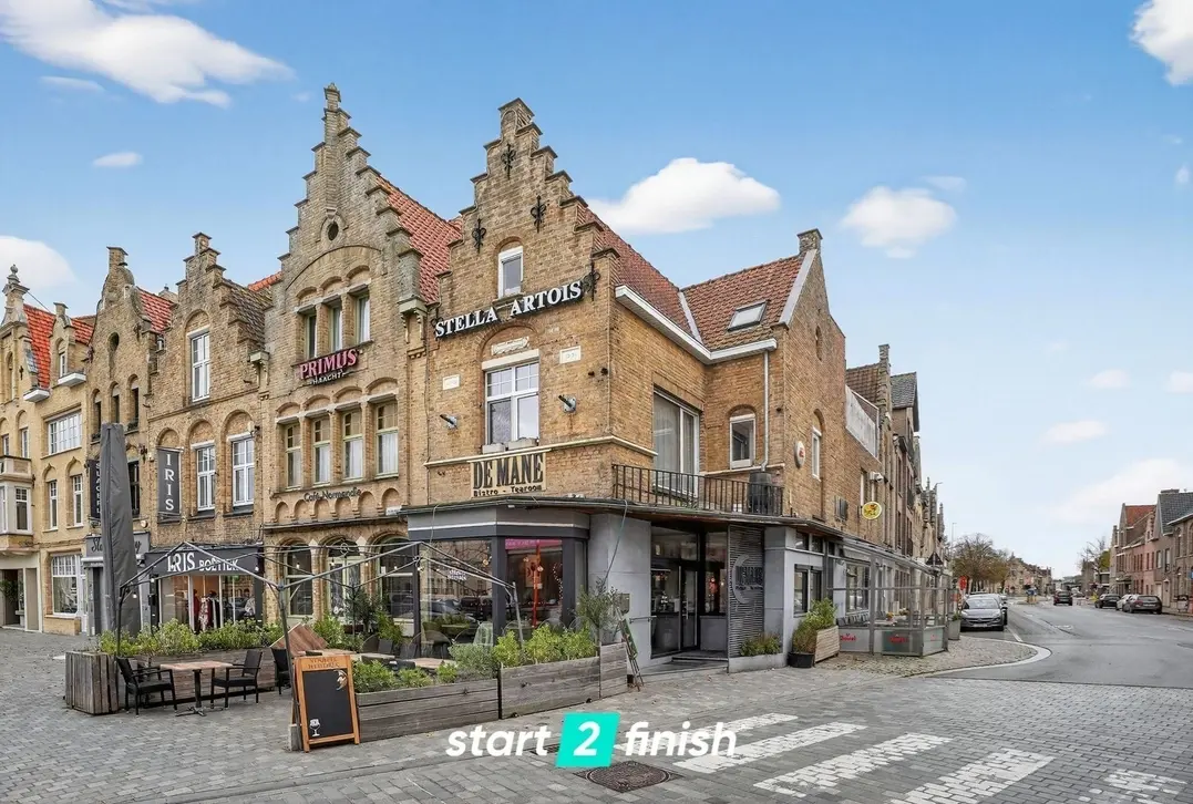 Tophorecazaak met woonst te koop op absolute A-locatie te Diksmuide - Diksmuide