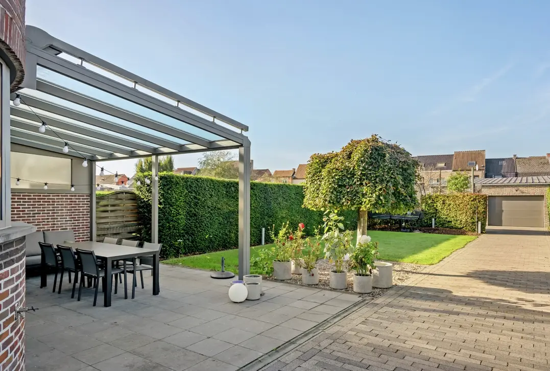 Ruime gezinswoning met zonnige tuin - Zele