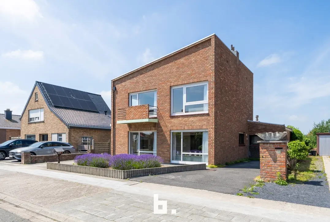 Open bebouwing met veel potentieel op een prachtig groen perceel in Oudenburg - Oudenburg