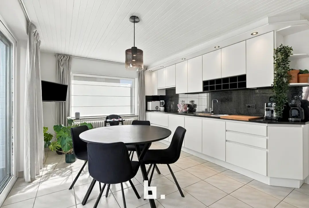 Pittoreske instapklare woning tussen de velden - Lendelede