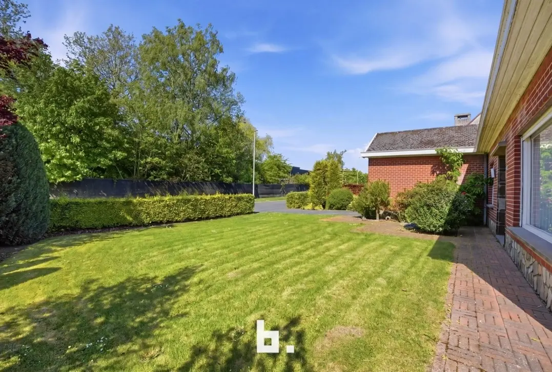 Ruime woning met uitbreidingsmogelijkheden op topligging nabij het Sterrebos te Rumbeke - Roeselare