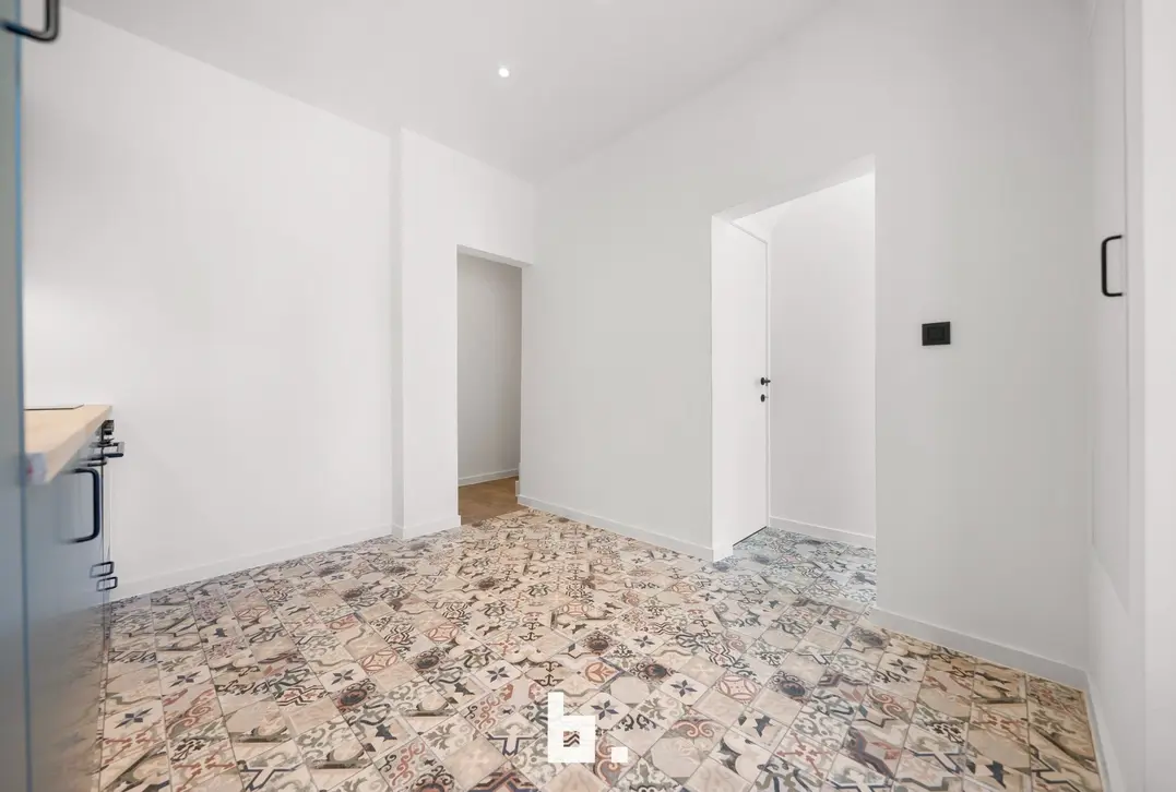 Instapklare woning met 2 slaapkamers op zeer centrale ligging. - Sint-Andries