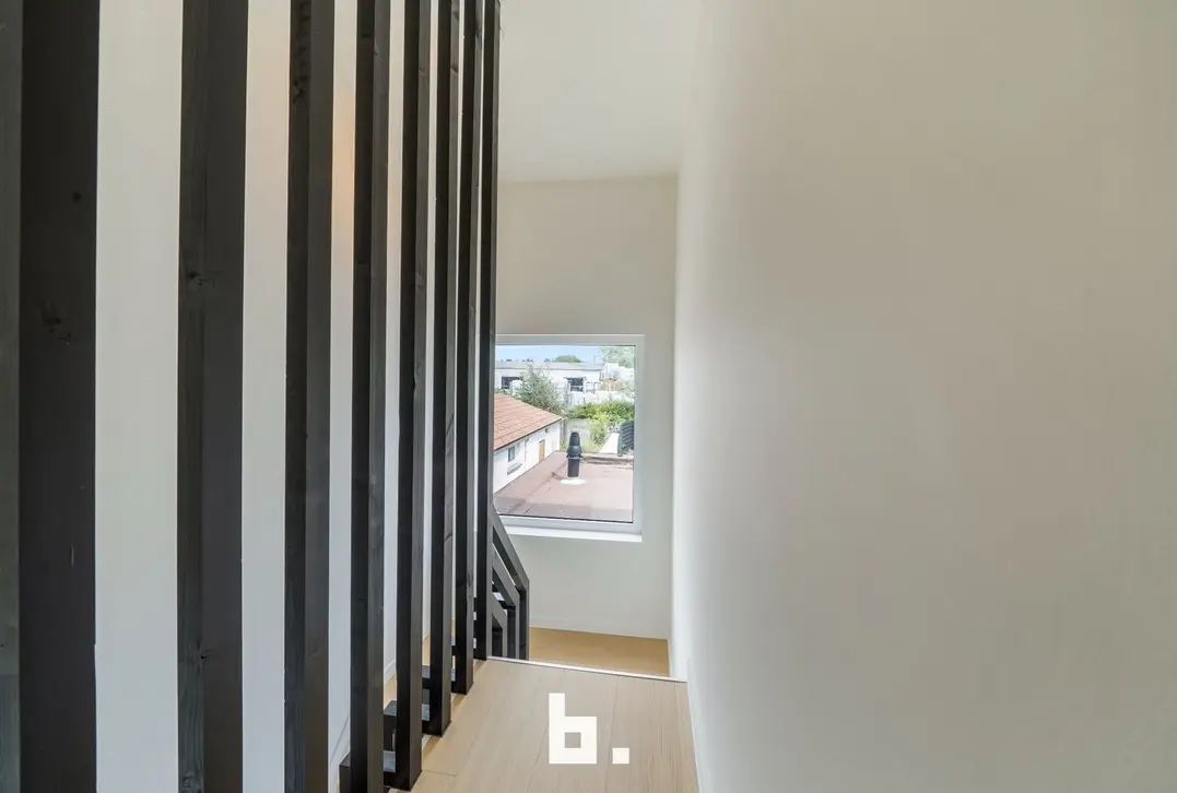 Stijlvol gerenoveerde woning met 4 slpks en een prachtige tuin in hartje Knokke-Heist - Knokke-Heist