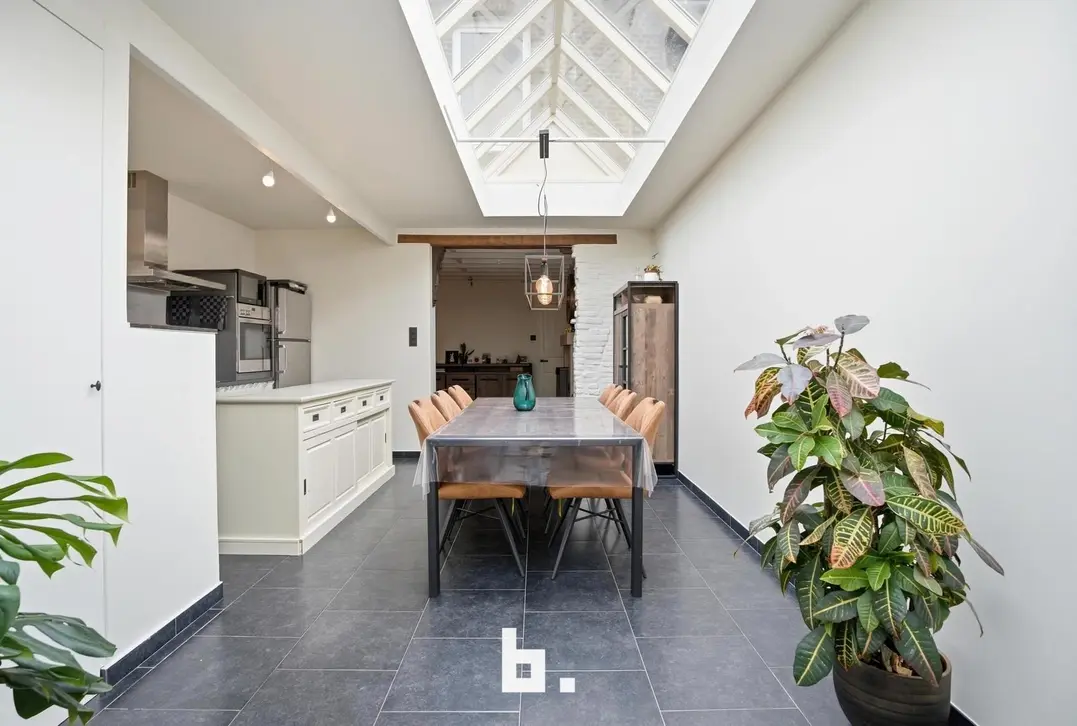 Instapklare charmante woning op centrale ligging - Menen