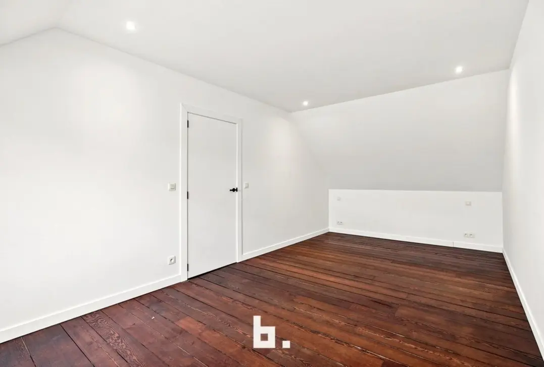 Instapklare halfopen bebouwing met 3 slaapkamers, prachtige tuin én uitweg in Sint-Eloois-Winkel! - Ledegem
