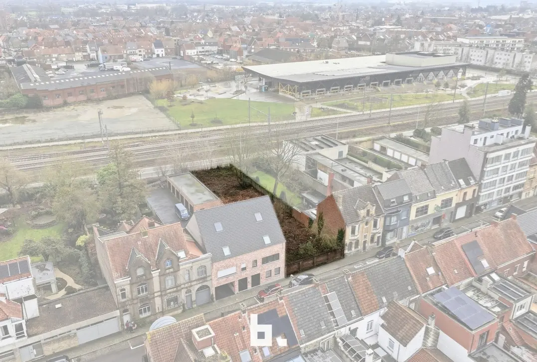 Bouwgrond van 650 m² te koop – Centrum Roeselare - Roeselare