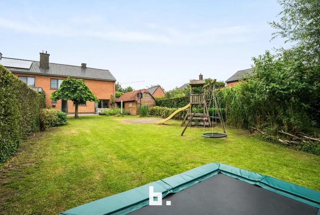 Instapklare woning met prachtige vergezichten in Hansbeke! - Hansbeke - €470.000