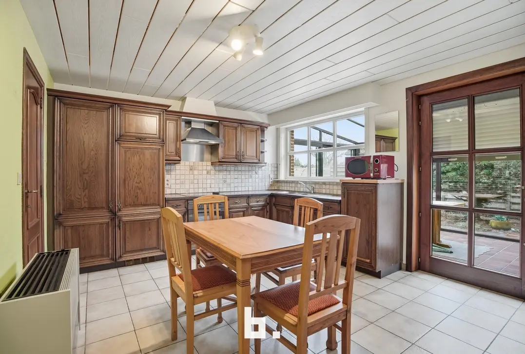 Ruime en instapklare bungalow met 3 slaapkamers op een perceel van 844 m²! - Roeselare