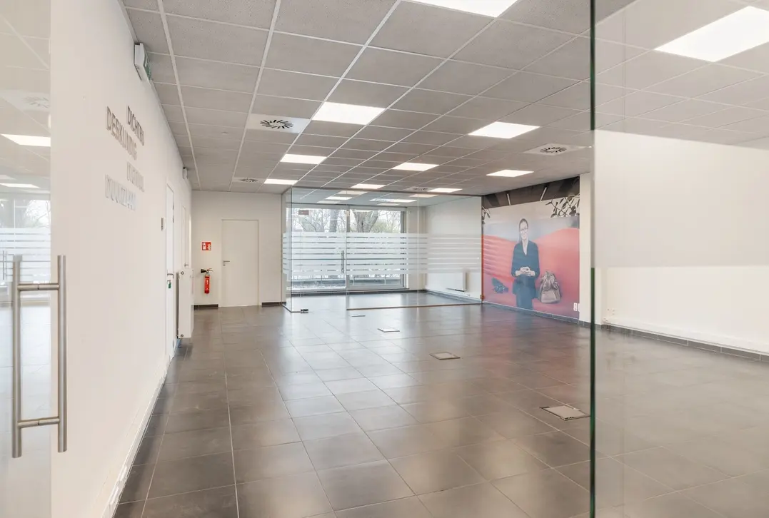 Kantoorruimte met zicht op het Hansenspark  - Vilvoorde