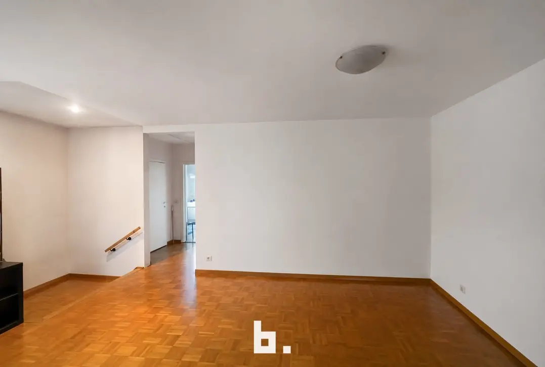 Halfopen woning op een zeer leuke ligging! - Sint-Andries