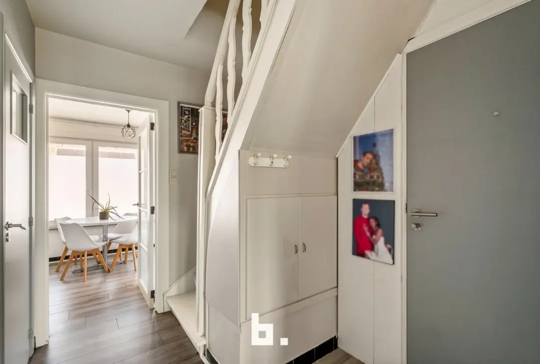 Ruim duplexappartement met 2 slaapkamers, garage en zonnig zuidgericht terras - Roeselare