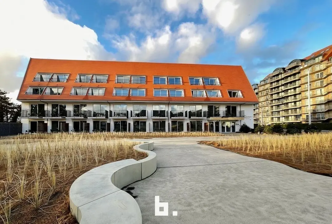 Luxe hotelsuite met ondergrondse garagebox in volle eigendom op topligging te Nieuwpoort Bad - Nieuwpoort
