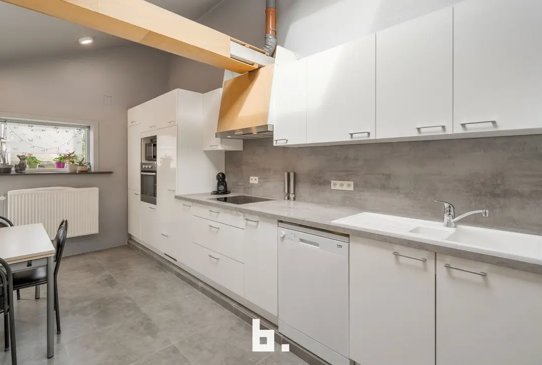 Verzorgde woning met tuin, garage en gunstig EPC in Westkerke - Westkerke