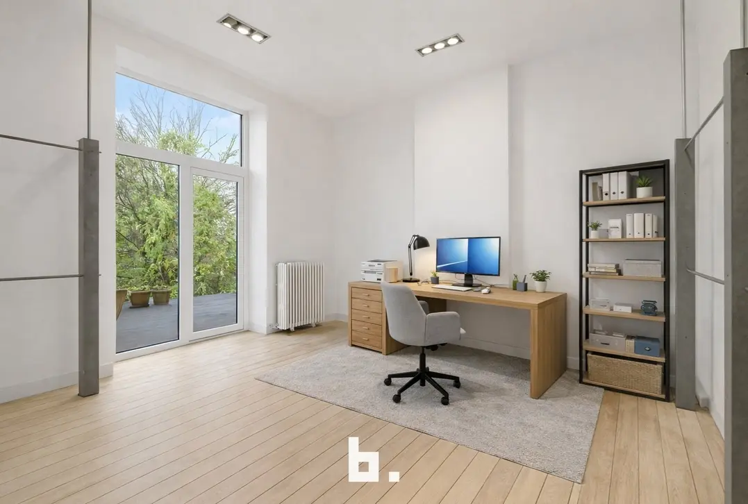 Ruim herenhuis / commercieel pand op toplocatie – veelzijdig en charmant! - Roeselare