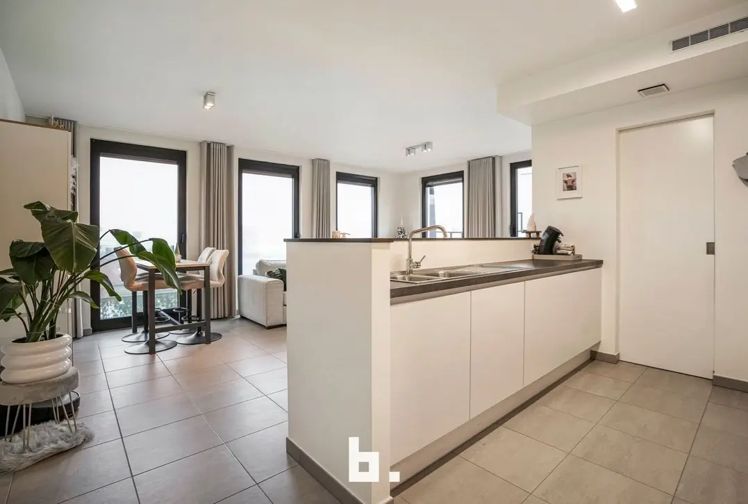 Instapklaar modern appartement in Roeselare - Roeselare