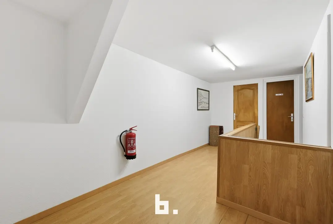 Ruime woning met veel potentieel op centrale ligging in Dadizele - Moorslede