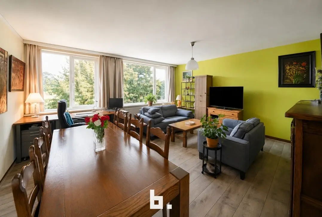 Opbrengsteigendom bestaande uit appartement en handels gelijkvloers. - Jabbeke
