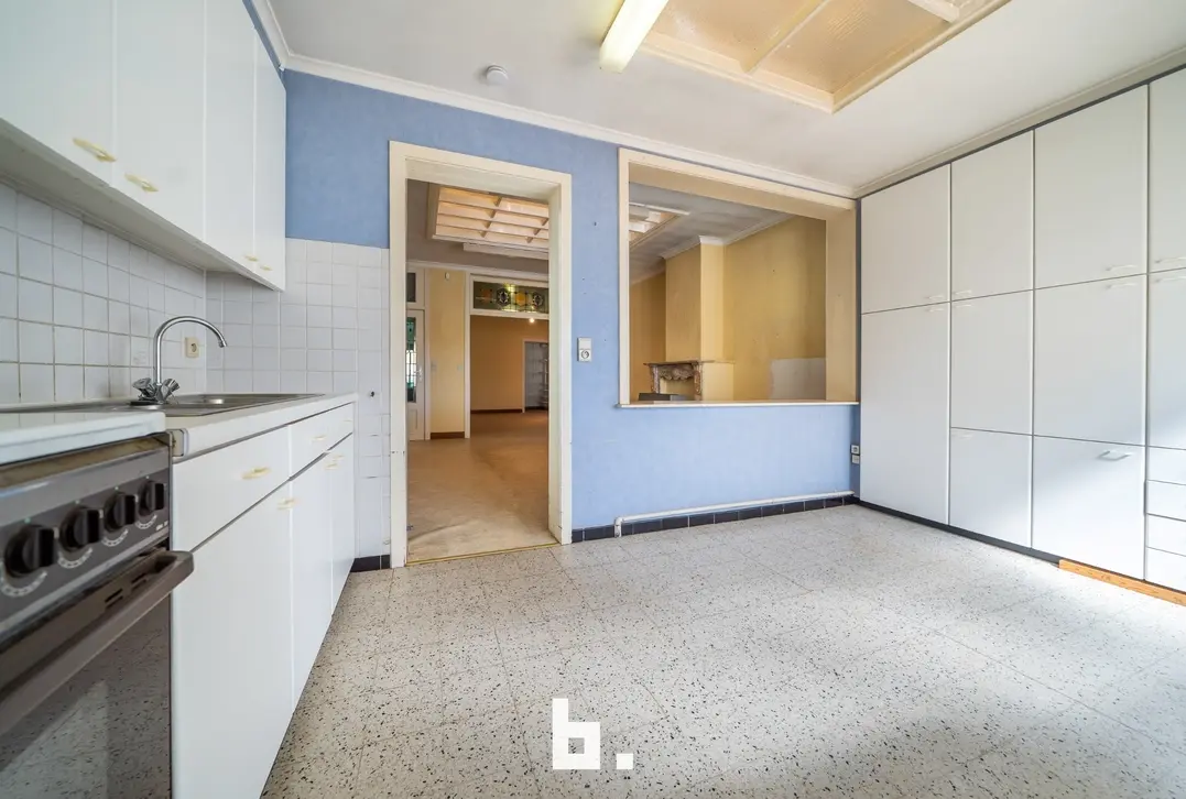  Ruime rijwoning in hartje Sijsele met open zicht op de velden! - Sijsele