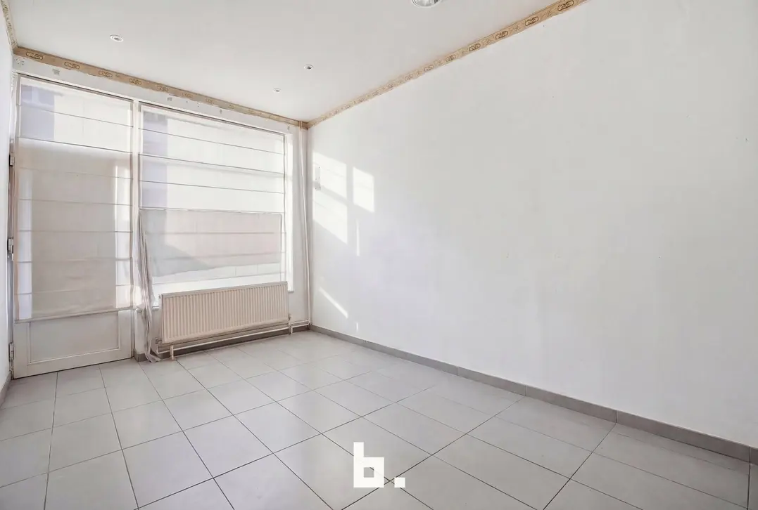 Woning met handelsmogelijkheid in het hart van Roeselare - Roeselare