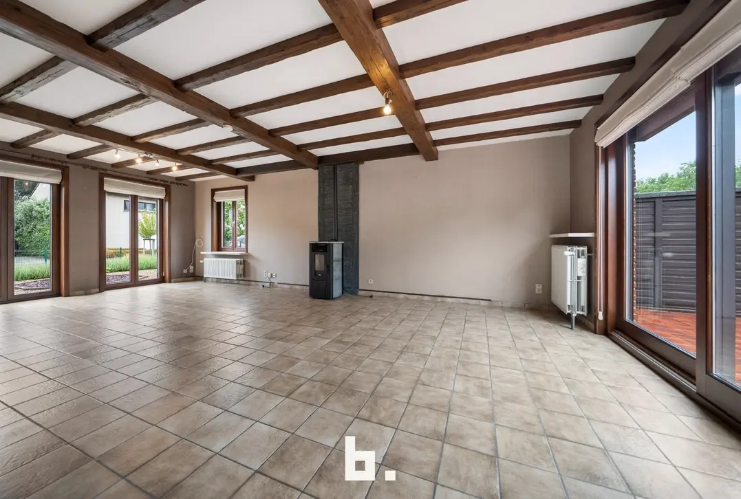 Halfopen bebouwing met 3 slaapkamers en garage op Topligging! - Sint-Andries