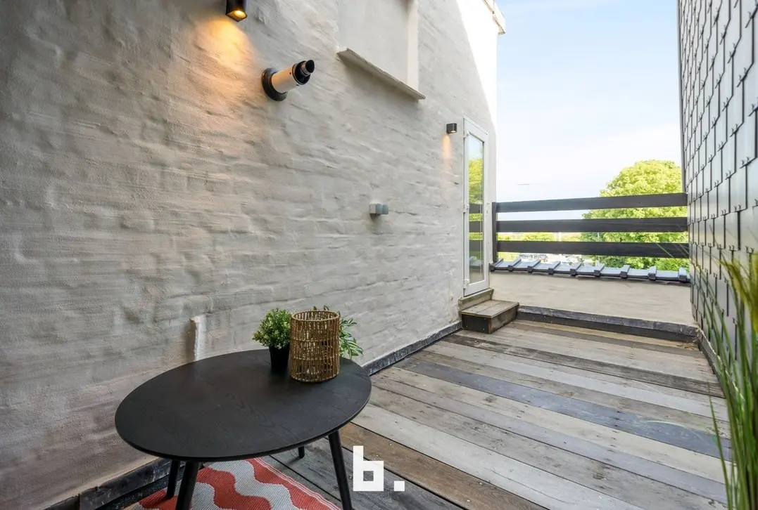 Volledig gerenoveerde woning (gezinswoning/kangoeroe/co-housing) - Sint-Andries