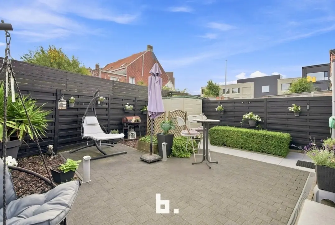 Instapklare woning met 5 slaapkamers in Roeselare!  - Roeselare