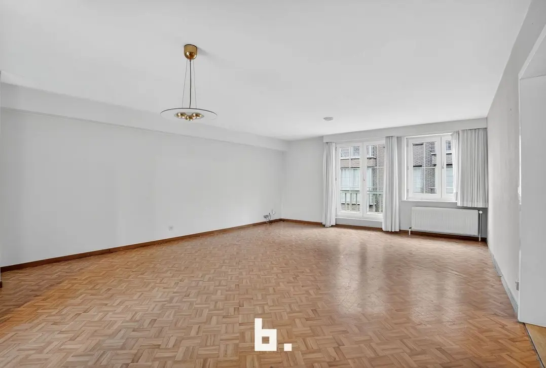 Ruim en verzorgd appartement met garage in hartje Tielt! - Tielt
