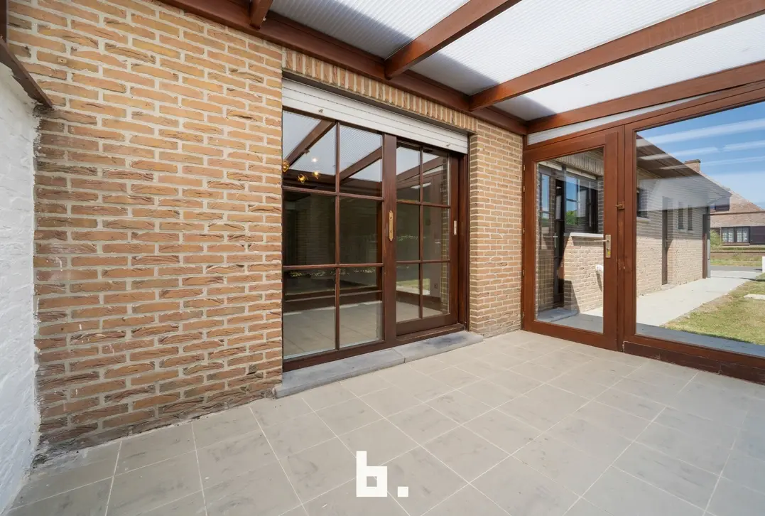 Alleenstaande villa, omgeven door groen - Blankenberge
