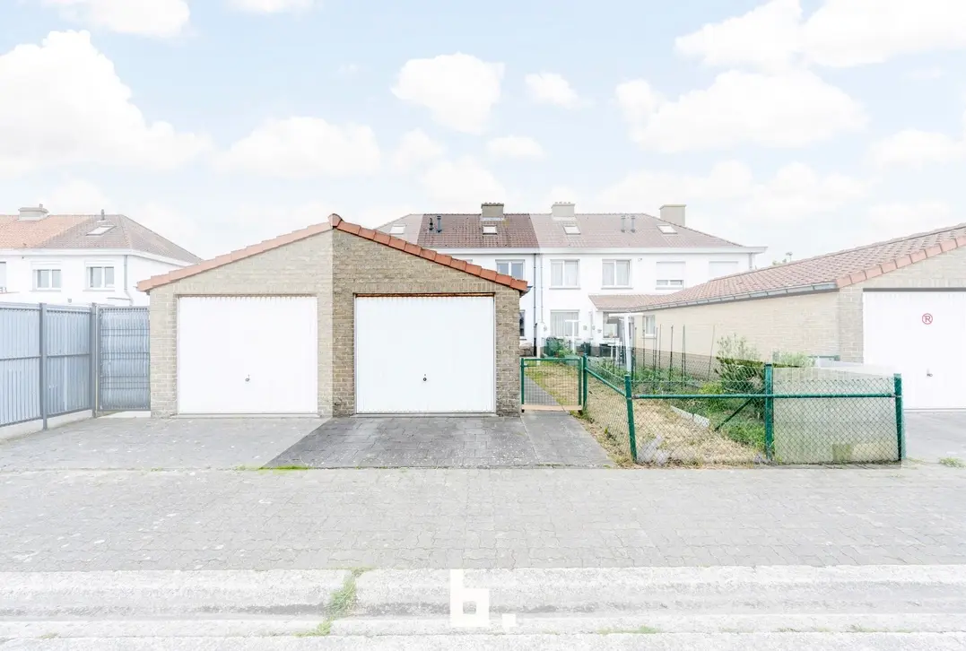 Charmante woning met tuin en garage te Adinkerke (De Panne)  - De Panne