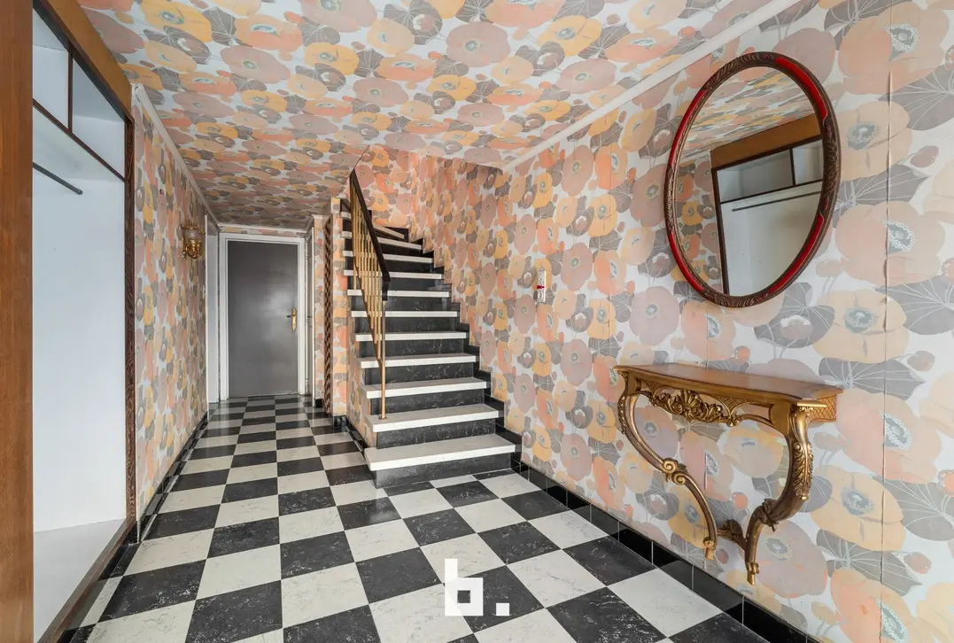 Ruime woning in Kortrijk te koop - Kortrijk