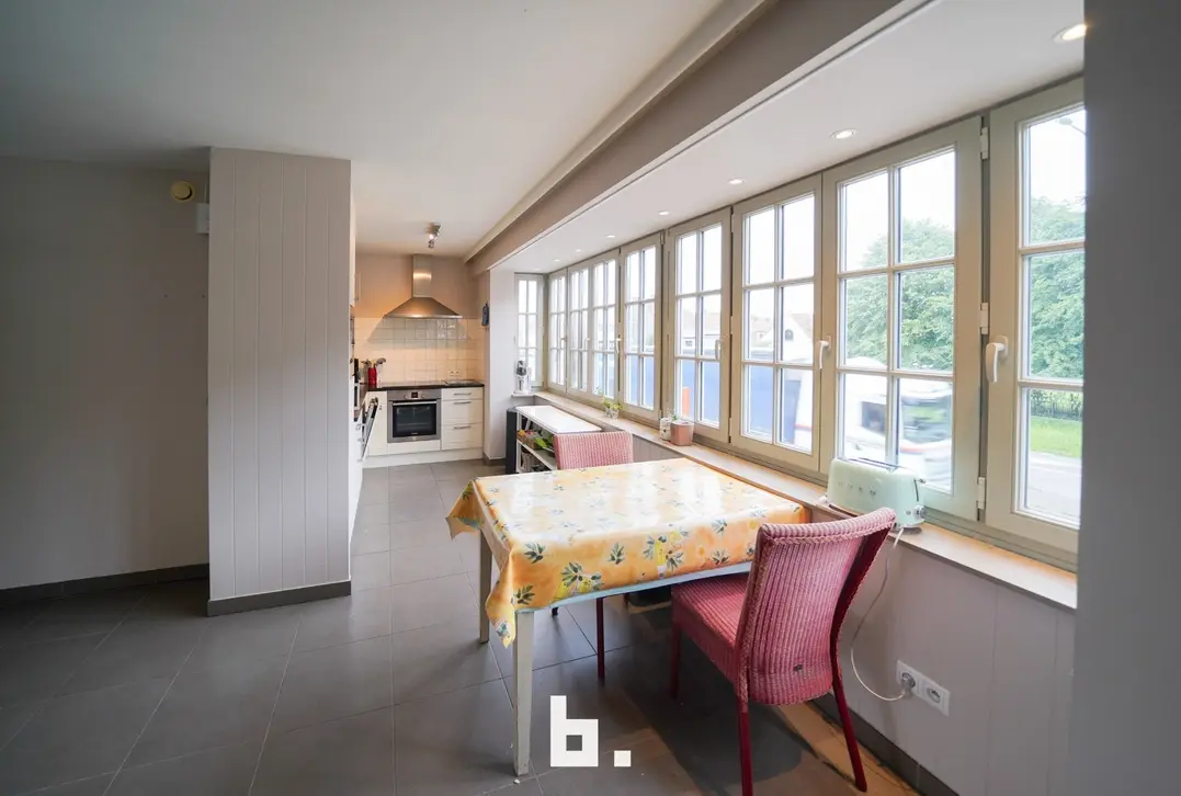 Lichtrijk appartement met 2 slaapkamers, zolderkamer en ruim terras op toplocatie in Lissewege - Lissewege