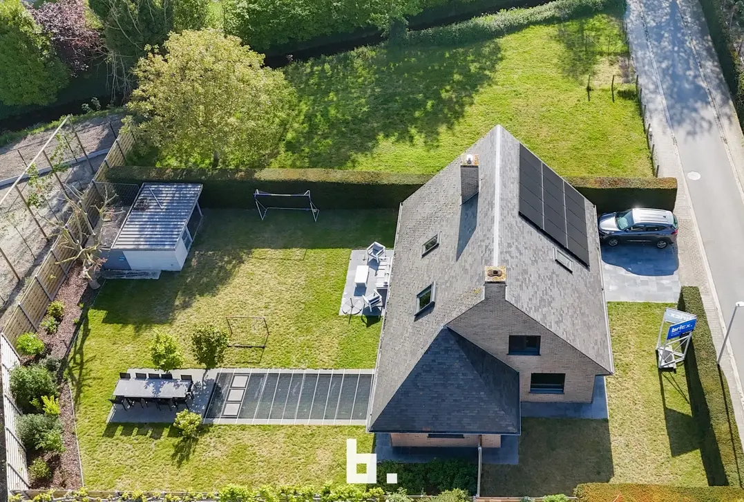 Uiterst zeldzaam vastgoed op unieke locatie te Jabbeke! - Jabbeke