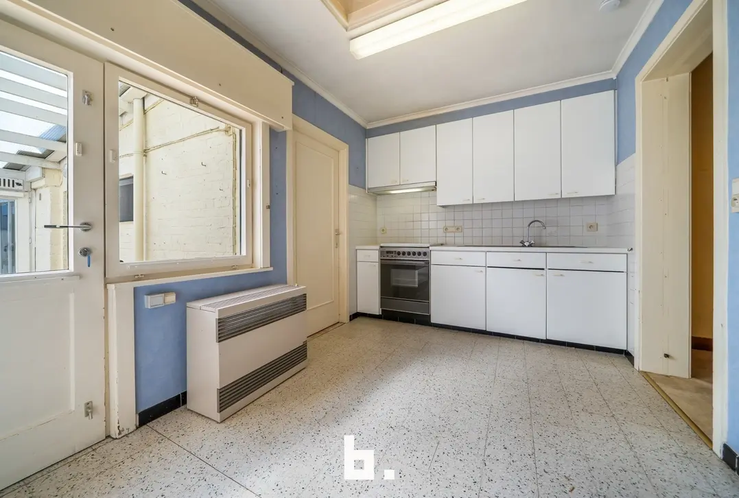  Ruime rijwoning in hartje Sijsele met open zicht - Sijsele