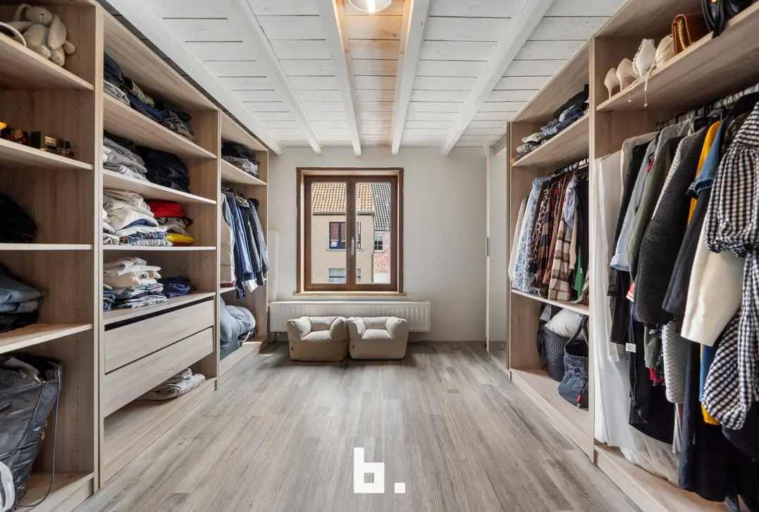 Ruime woning met groote tuin en garage te Hertsberge - Oostkamp