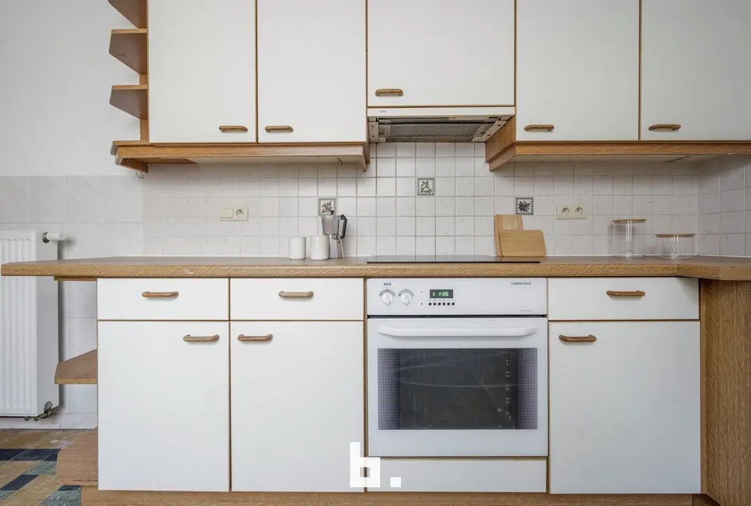 Oostende- Instapklare gezinswoning met 4 slaapkamers en koer  – EPC C & CONFORME ELEKTRICITEIT - Oostende