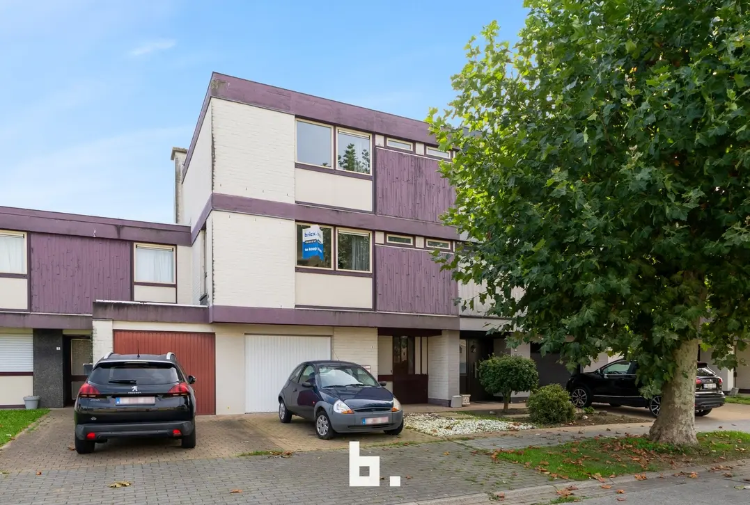 Energiezuinige woning met 3 slaapkamers, garage en tuin in Oostkamp - Oostkamp