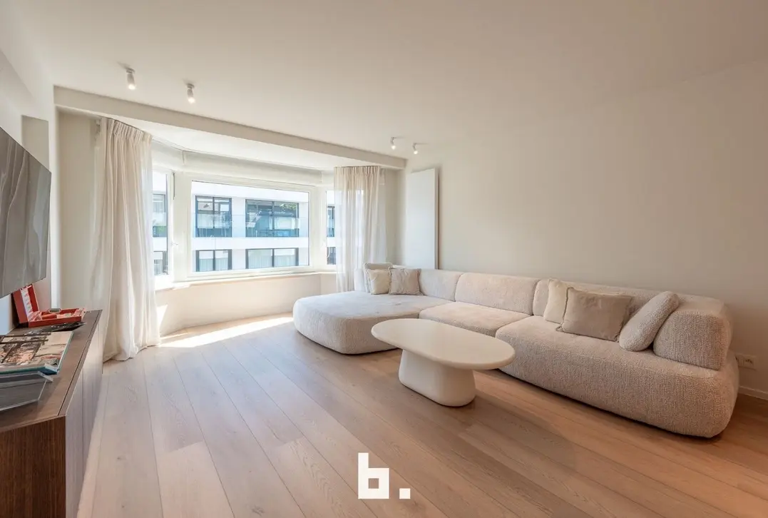 Exclusief gerenoveerd 3-slaapkamer appartement op toplocatie te Knokke - Knokke-Heist
