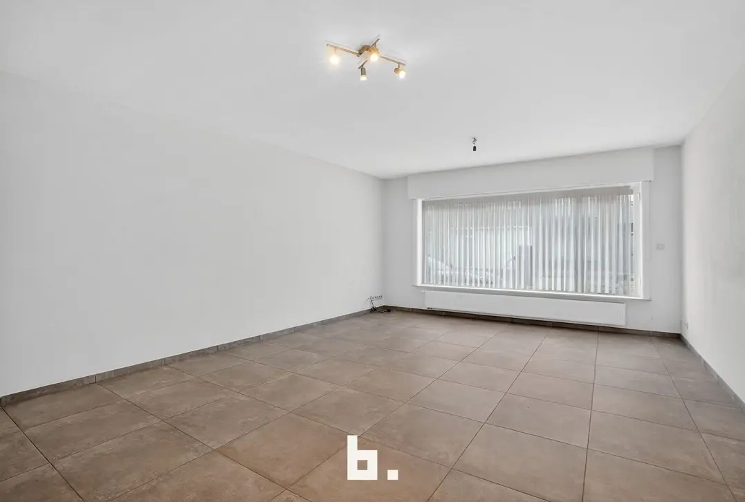 Instapklaar appartement met twee slaapkamers te Roeselare - Roeselare
