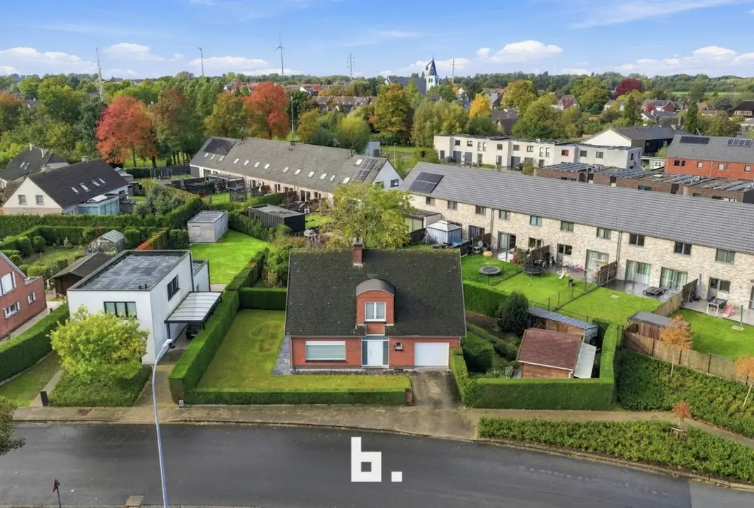 Ruime open bebouwing met 4 slaapkamers op 823 m² in het gegeerde Bosmolens! - Izegem